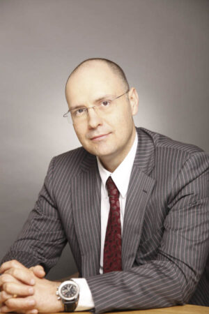Daniel Anghel - Partener, Liderul departamentului de taxe si consultanta juridica, PwC Romania