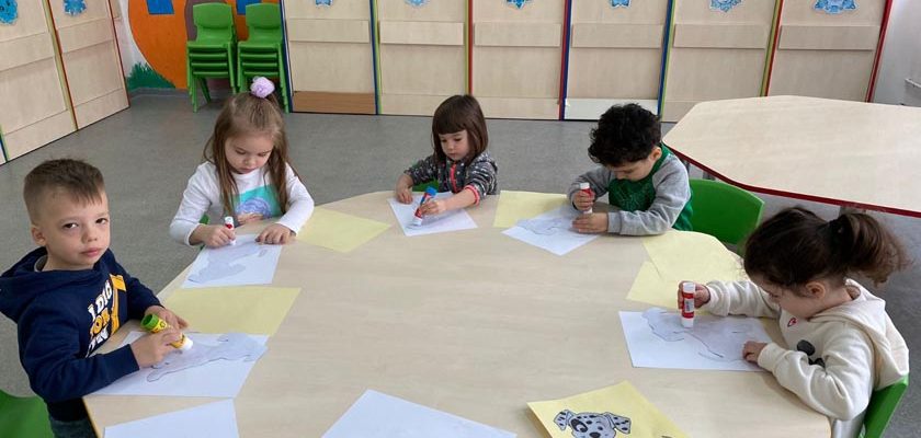 500 de copii vulnerabili din programele Fundației Hope and Homes for Children au fost susținuți de Pepco România