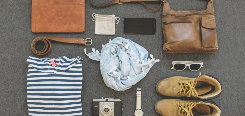Oferte Vara 2022 - Crazy-Deals.ro îți oferă un cod reducere Fashion Days accesorii haine genti inele mari
