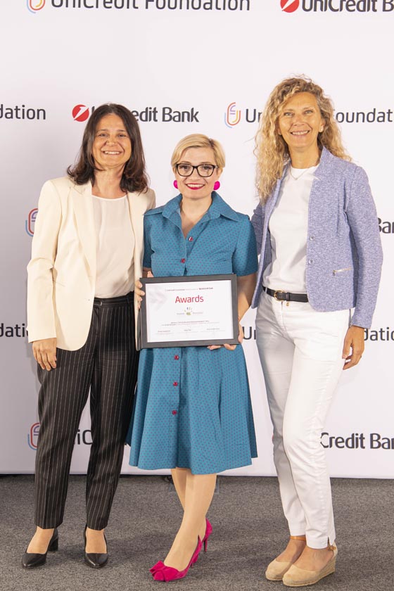 Fundatia UniCredit, UniCredit Bank si asociatia HaR