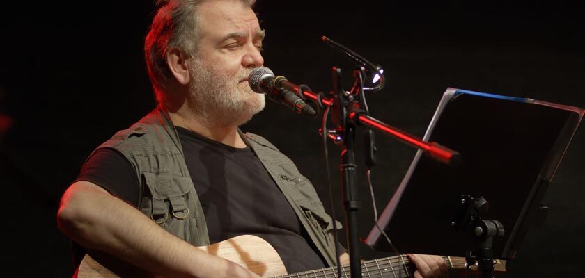 Festivalul Râșnov Unplugged Folk la altar iulie 2023 02Alexandru Andries_foto(c)DanielSecarescu