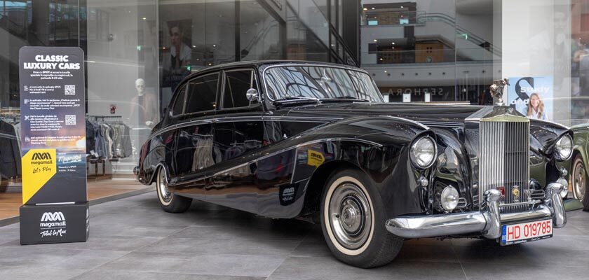 Imagine1_Classic Luxury Cars- Expoziție de mașini clasice de lux la Mega Mall, prezentată de Mașinistul01