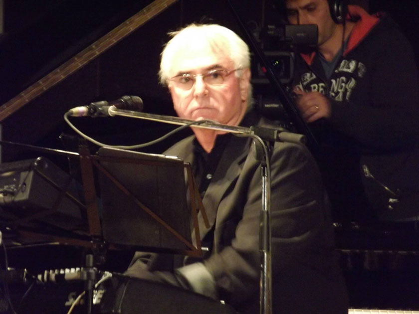 Doru Apreotesei (pianist, keyboardist, solist)