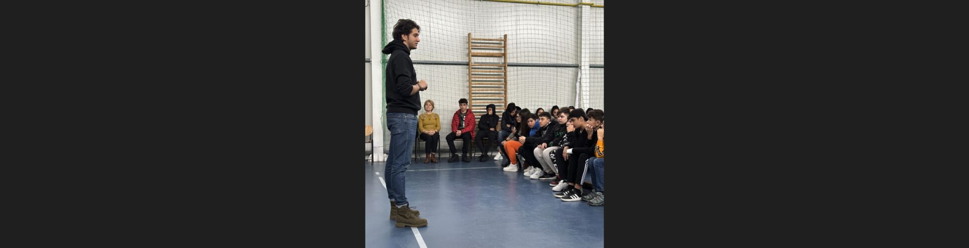 The Story of Autism transmite empatie elevilor prin spectacolele de teatru, dedicate copiilor cu nevoi speciale, în special copiilor cu autism COVER ZP