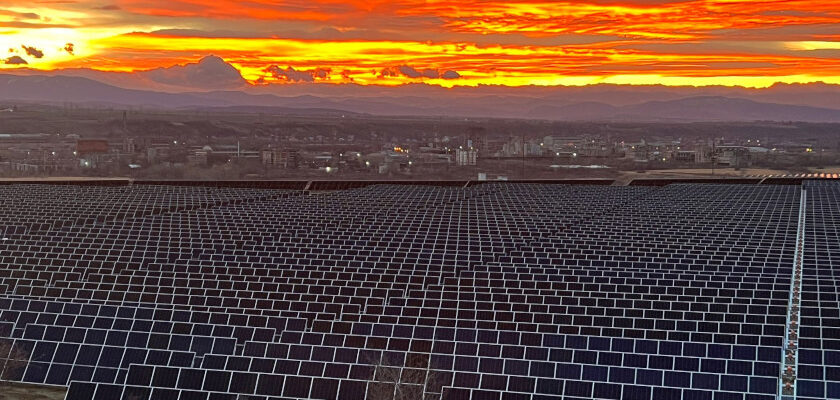 Panouri fotovoltaice_Electrocentrale Borzești