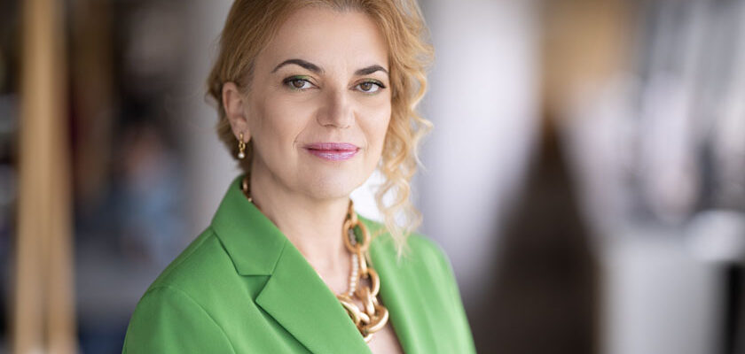 Gabriela Lupas-Ticu, NN Romania