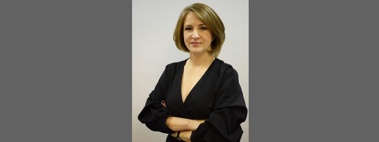 Corina Mîndoiu, Partener, Impozit pe venit și contribuții sociale, EY România
