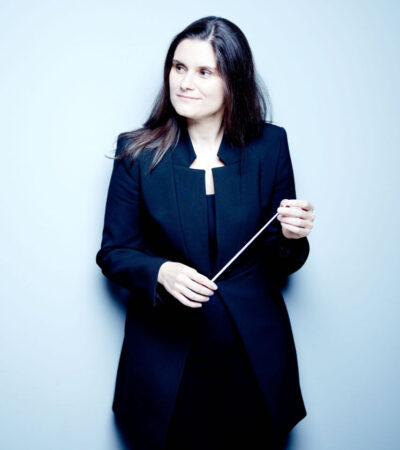 Delayana Lazarova ConductorPhoto: Marco Borggreve