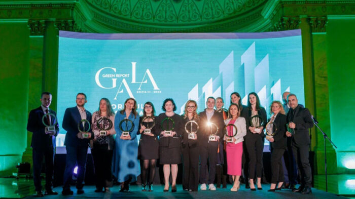 Transavia este partener la Gala Ziarul Pozitiv Papane Fragedo
