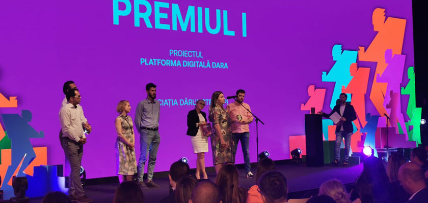 Echipa Daruieste Aripi la premiere