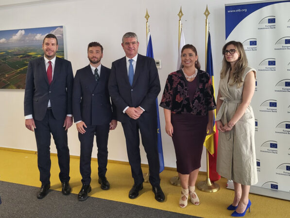 UniCredit Bank și Banca Europeană de Investiții acord de garantare de credite de până la 300 de milioane de euro pentru companii mari și municipalități mici, cu garanție finanțat