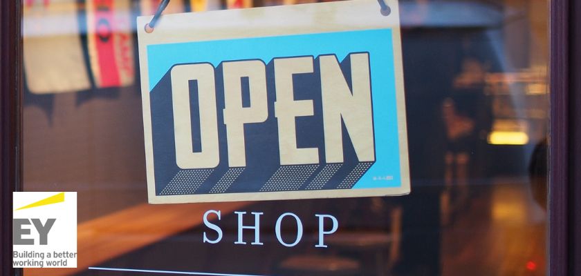 EY Future Consumer Index: consumatorii revin în magazinele fizice pentru interacțiunea directă, chiar dacă tehnologia și inteligența artificială revoluționează cumpărăturile online