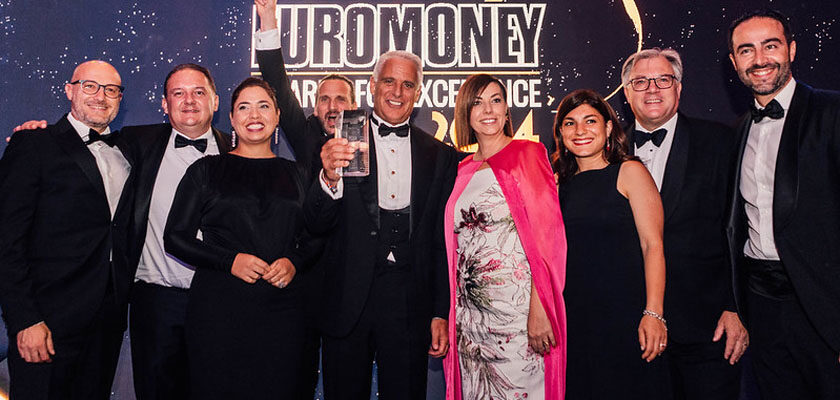 Euromoney premii UniCredit