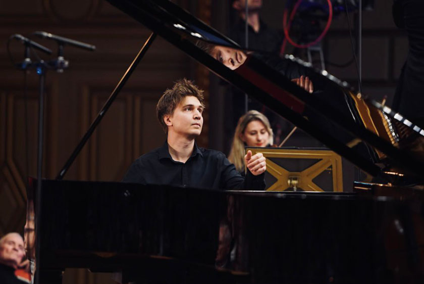 Evgeny Konnov câștigă Premiul III la Concursul Enescu 2024. foto Alex Damian