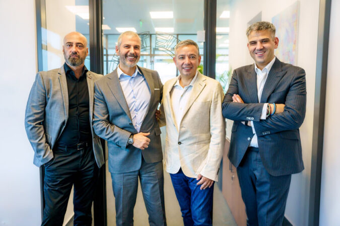 Gabriel Teodorescu (AEK-Deziclean), Cezar Scarlat (Sarmis), Constantin Tomescu (BMF), Gabriel Tomescu (BMF)