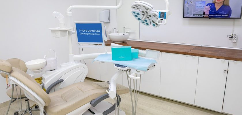 Timișoara și București, unite printr-un zâmbet LIFE Group extinde rețeaua de clinici Life_Dental_Spa_cabinet_interior_1_web
