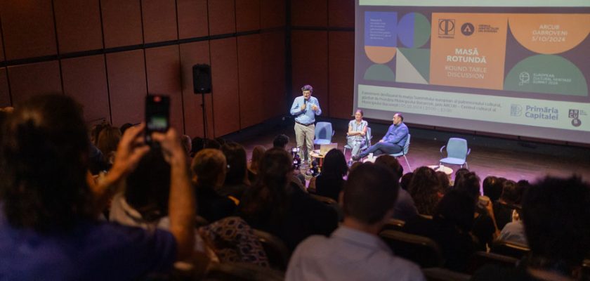 Credit Foto Bogdan Dinca, Summit 5 oct, Round table discussion