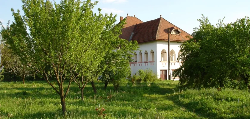 Cula Voiculescu, rară locuință fortificată din secol XVIII