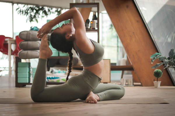 yoga București studio yoga beneficii