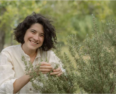 Raluca Olaru (fitoterapeut), creatoarea Hodaia