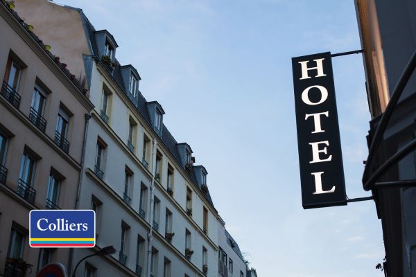 Colliers Piața hotelieră din România atinge un nou maxim, înregistrând cel mai mare număr de turiști din ultimele 3 decenii