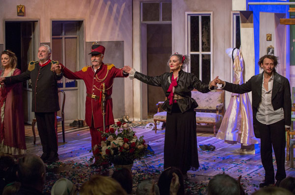 O noapte Furtunoasa Recenzie Teatru ProTicket