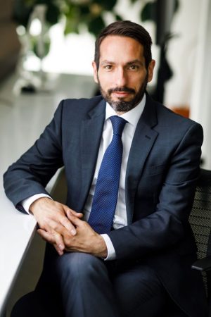 Peter Latos, Partener, EY Romania