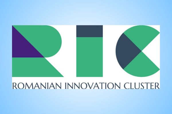 Romanian Innovation Cluster lansează un studiu național pentru a evalua gradul de digitalizare și adoptare a inteligenței artificiale în companiile din România