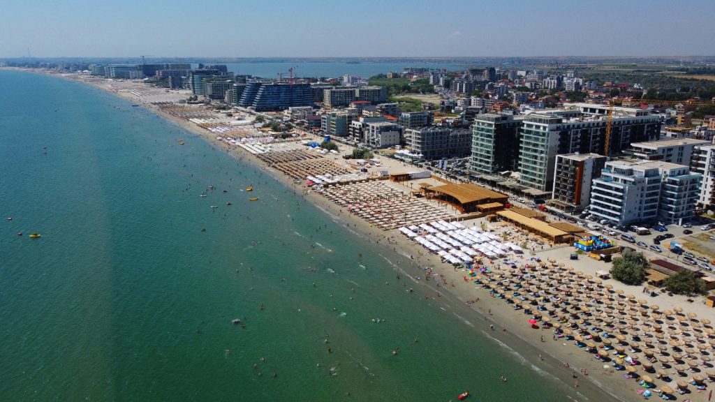 BIBI Touroperator VACANTE 1 mai litoral mare