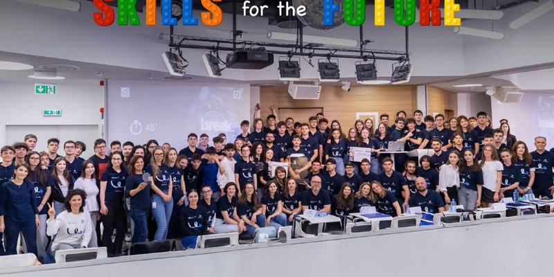 Elevii din cinci licee bucureștene au demonstrat agilitate și inovație digitală în proiectul Skills for the Future Agile Mindset, derulat de Junior Achievement România și DB Global Tech