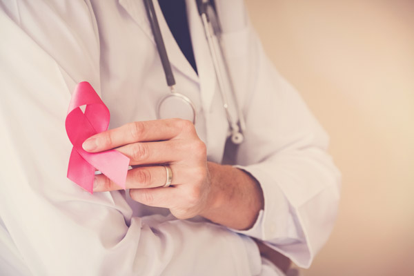 Terapia celule-medicament o nouă speranță pentru bolnavii de cancer, introdusă la Institutul Fundeni