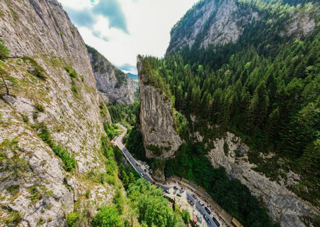 Turismul României: Provocări și soluții pentru atragerea vizitatorilor străini România turism România țară