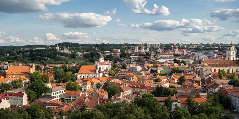 Vilnius Capitala Verde 2025, orașe sustenabile Europa, inițiative ecologice Vilnius, implicare comunitară mediu, reîmpădurire urbană