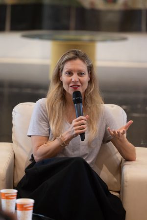 Nanine Linning
