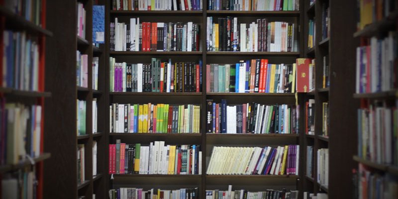 TVA mai mare la cărți o decizie care riscă să adâncească criza de cultură și educație în România