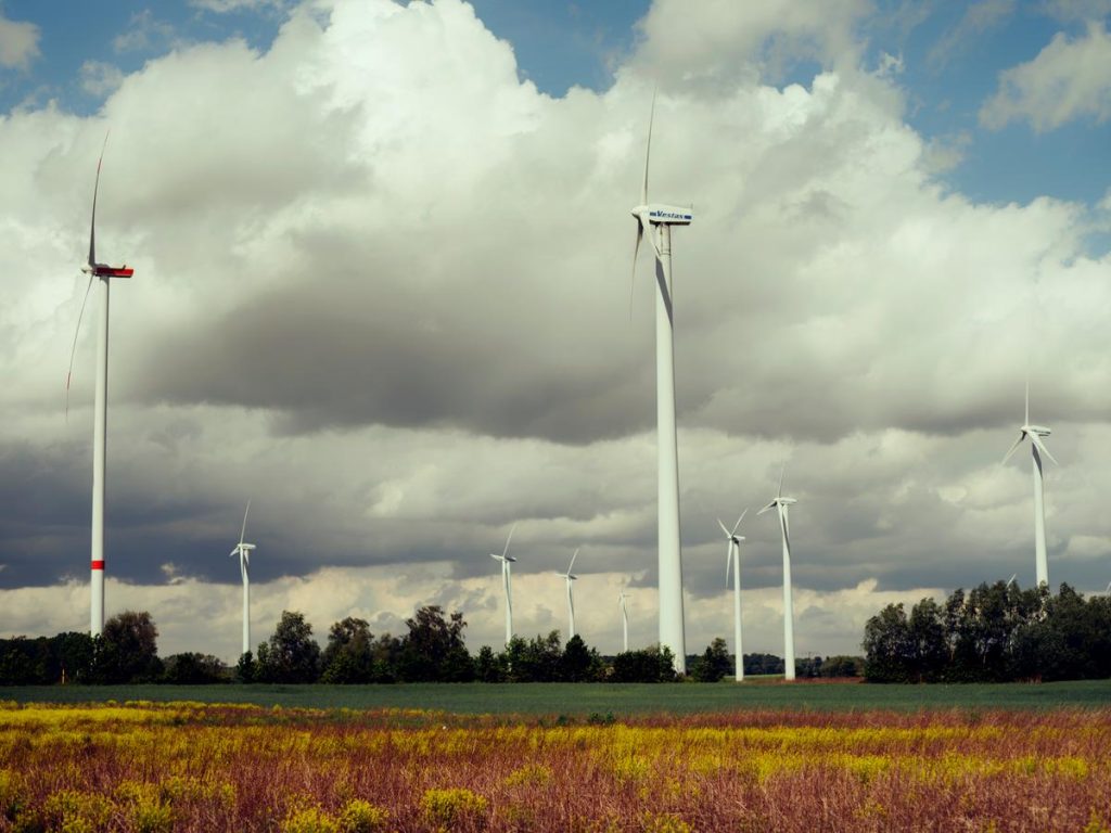 3_proiecte eoliene energie eoliana verde regenerabila