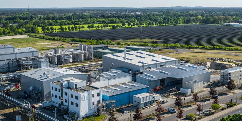 BASF deschide în Germania una dintre cele mai mari uzine de reciclare pentru baterii din Europa