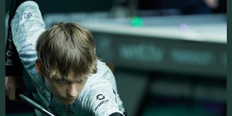 Evan Hermeneanu, locul 3 mondial la biliard un debut excepțional pentru România în Arabia Saudită
