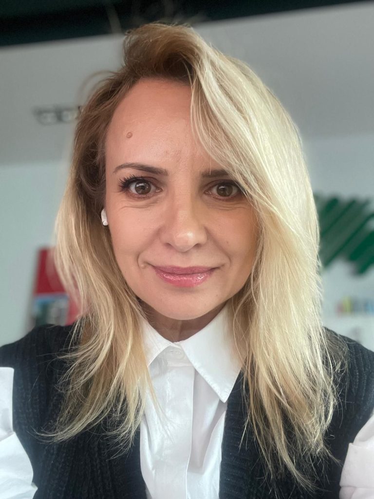 Mirela Dragoi_Pet Star