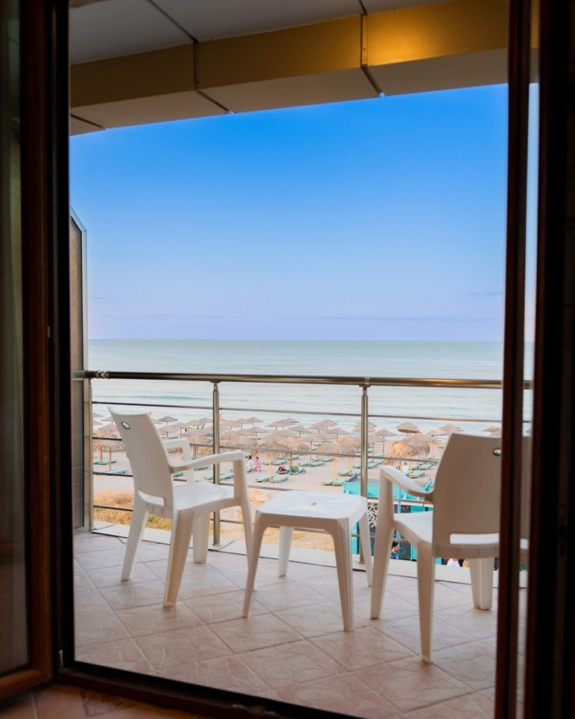 Plaja33 Vama Veche hotelul-victory-carmolimp_1