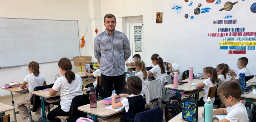 Școala Tinerilor Profesori de Încredere