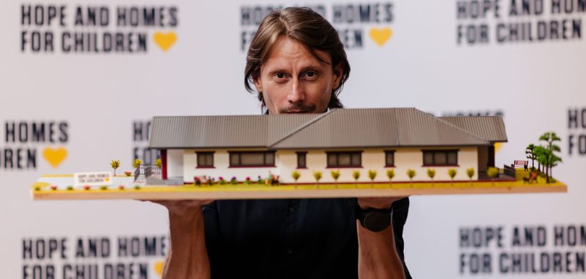 Marius Manole, Hope and Homes for Children, donație aniversară
