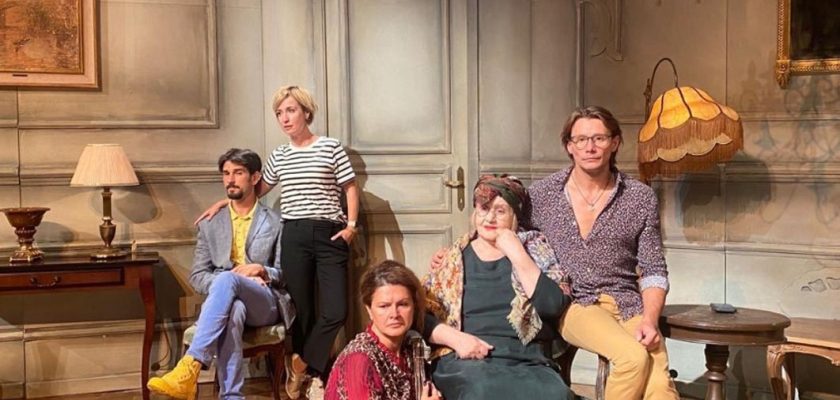 teatru, comedie