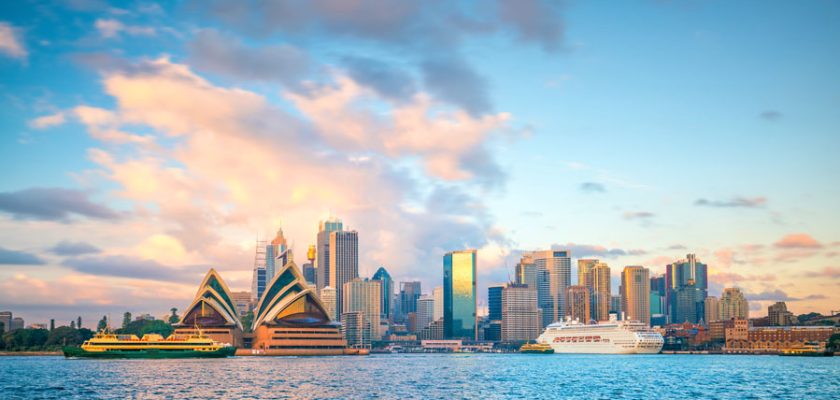 Lecții globale energie, Australia energie gratuită, Solar Sharer, România prosumatori, Transelectrica prognoză energie, stocare energie verde, tranziție energetică, energie solară România, politici energetice sustenabile