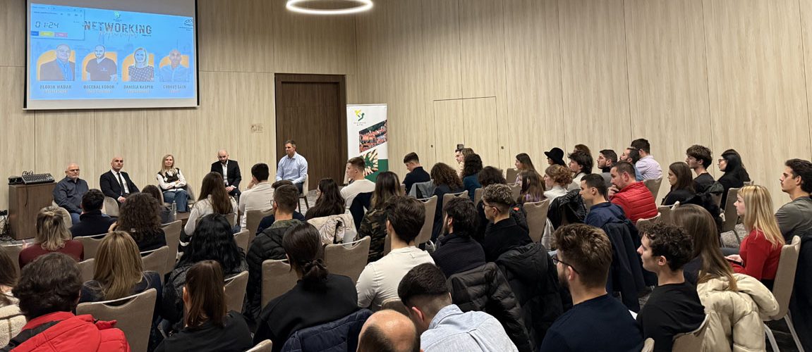 Networking pentru viitor, tineri Brașov, succes profesional, Casa de Cultură a Studenților Brașov, Brașovul Altfel, eveniment educațional, modele pentru tineri, dezvoltare personală