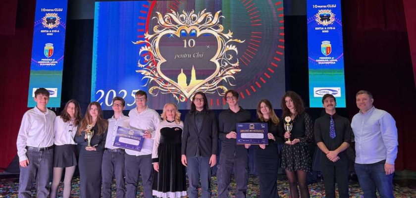 Echipele DpIT premiate Descoperă-ți Pasiunea în IT
