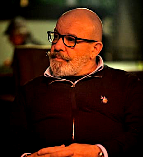 Autor Călin Dragoș Costache - Un Frate printre Frați