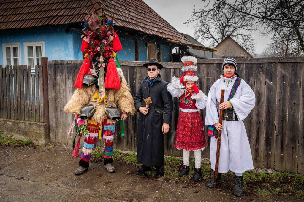 traditii si obiceiuri sarbatori romania experiente autentice