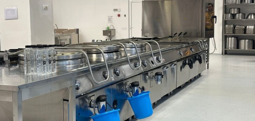 Fundatia Metropolis inaugureaza blocul alimentar al Institutului National de Boli Infectioase Matei Bals