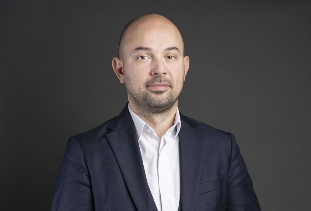 Stefan_Oprea_CWEchinox_Land Agency